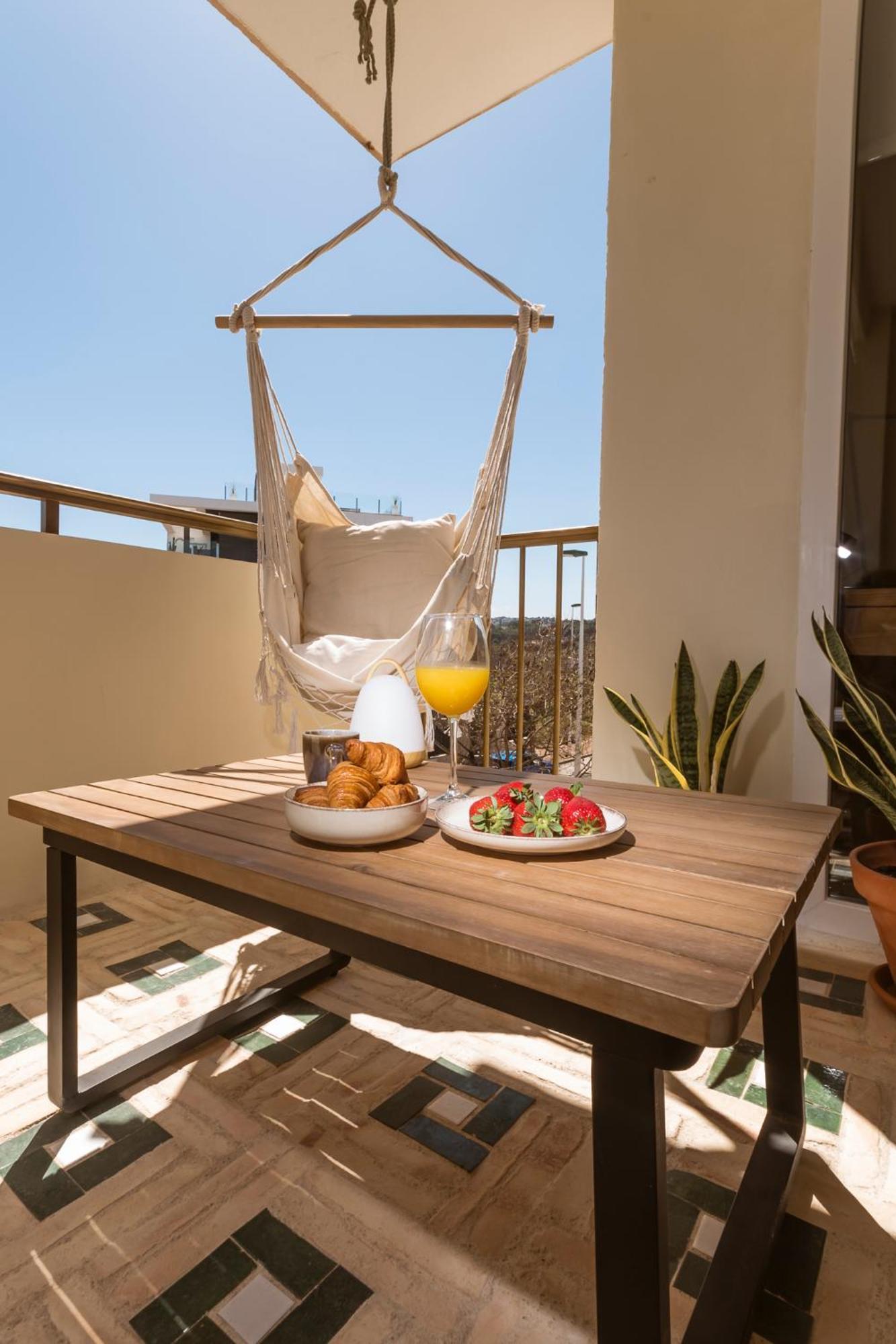 K-Sense By Nuka Homes Platja de Larenal エクステリア 写真